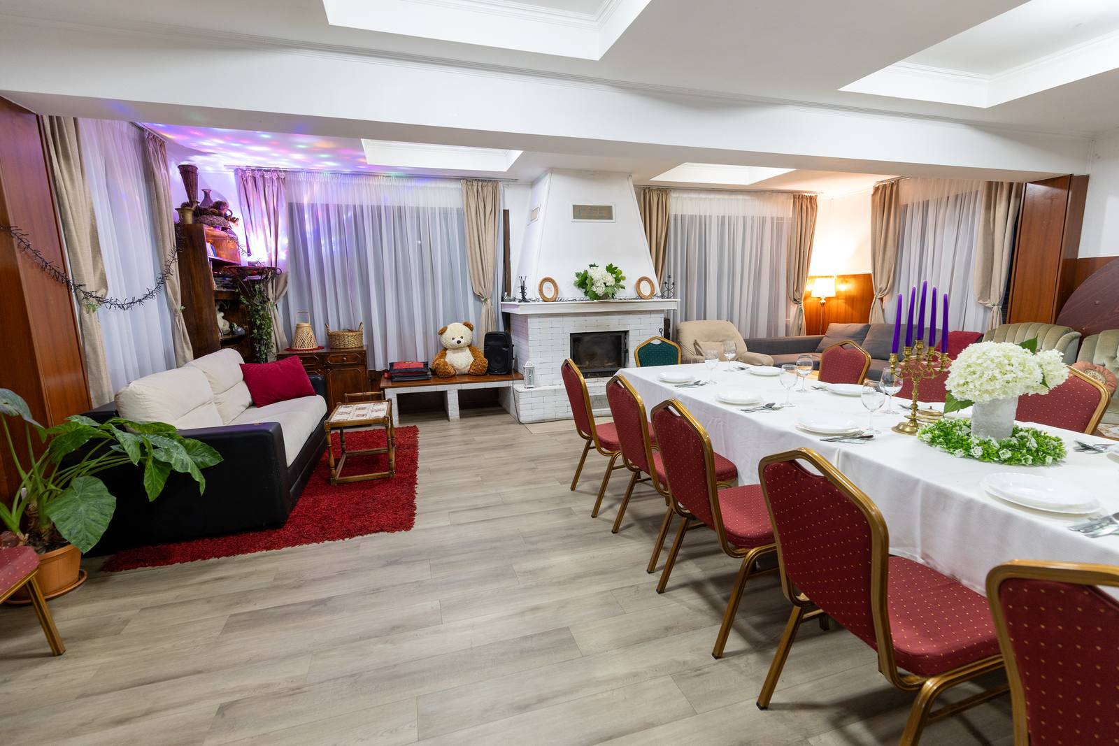 Sală de evenimente & living