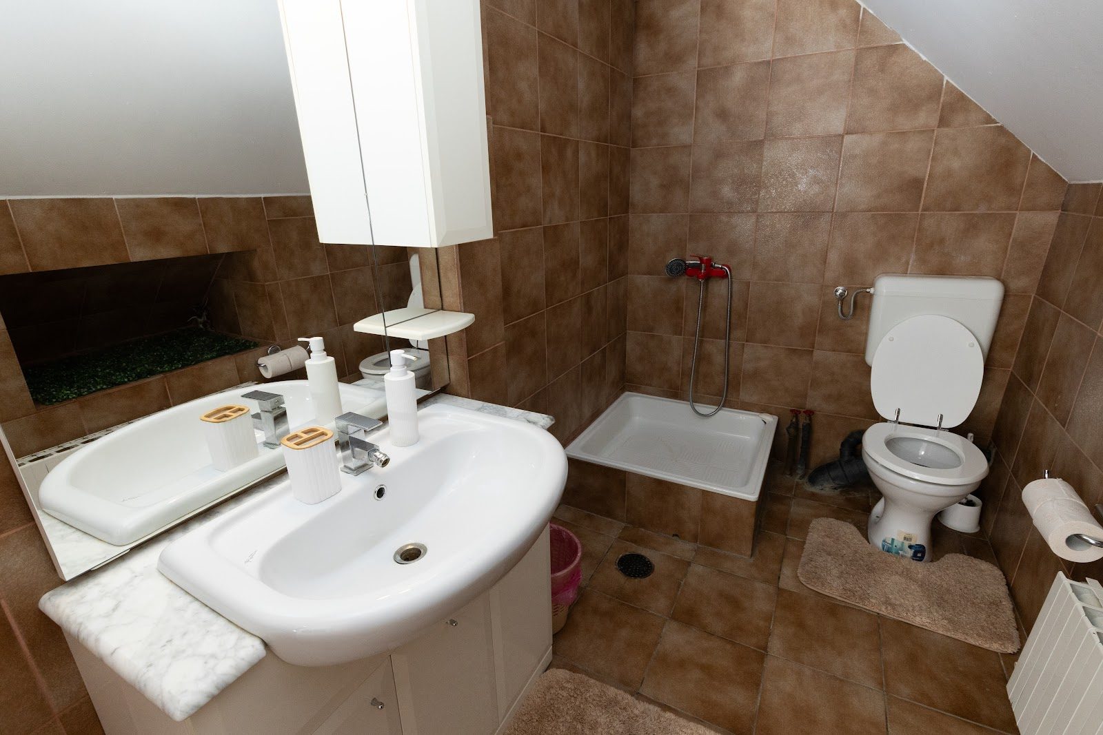 Baie curată la vila Casa Rodica din Breaza